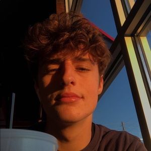 Meet your Posher, Joshua